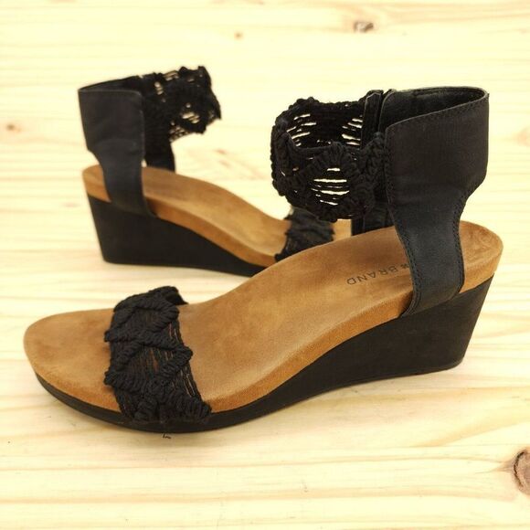 Lucky Brand Women's Sandals Sz 9 Black Fabric Open Toe Ankle Strap Wedge Bridal - Picture 1 of 8